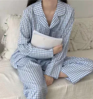 ชุดนอนแขนยาวขายาว ผ้าคอตตอน ตารางหมากรุก สีฟ้า