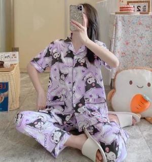 ชุดนอนผู้หญิง คอปกแขนสั้น ขายาว ลายการ์ตูนสีม่วง